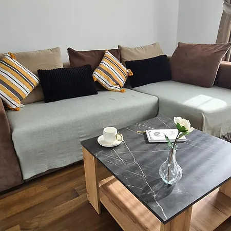 Modern Residential Lejlighed