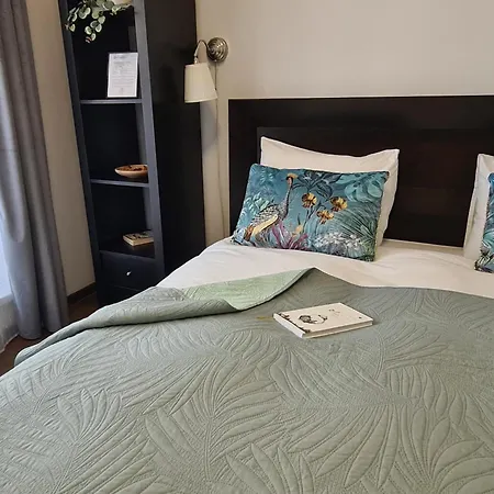 Modern Residential דירה *